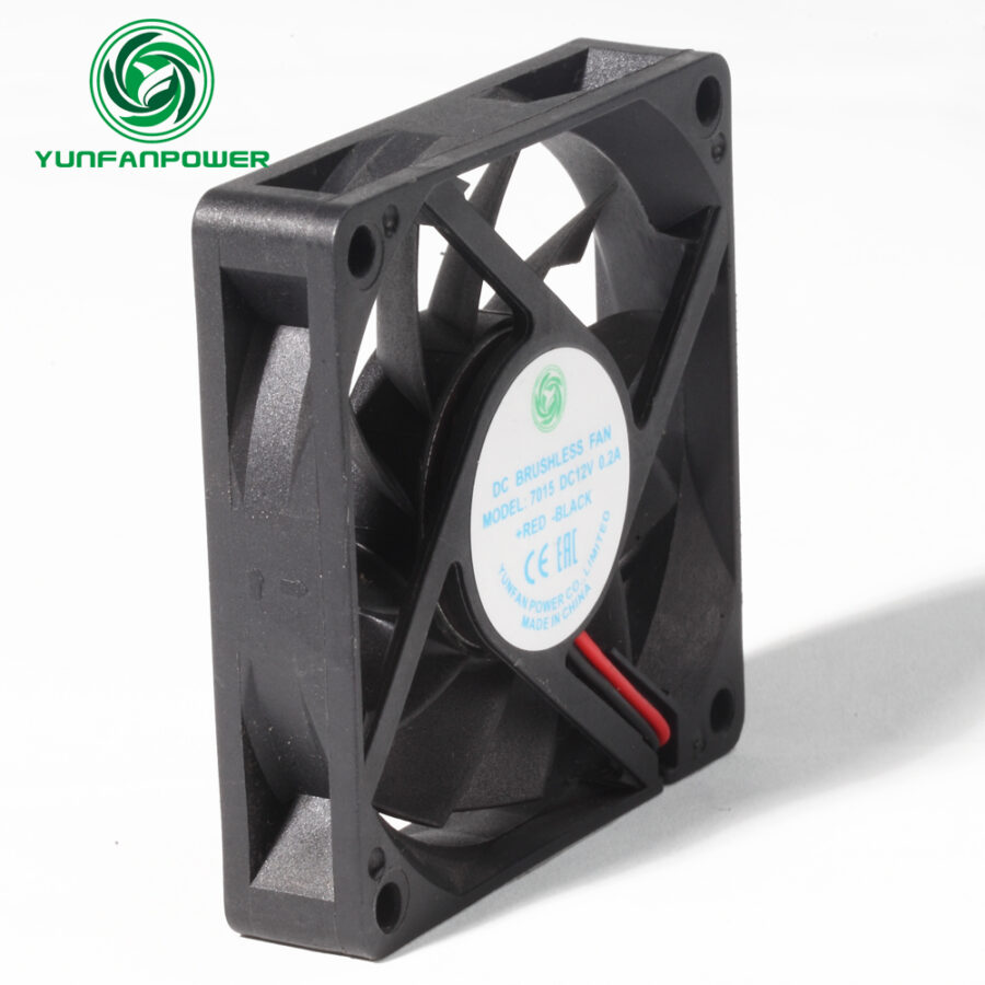 7015 VENTILADOR DE CC 70X15MM
