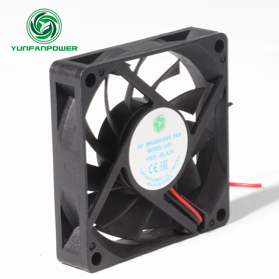 7015 VENTILADOR DE CC 70X15MM