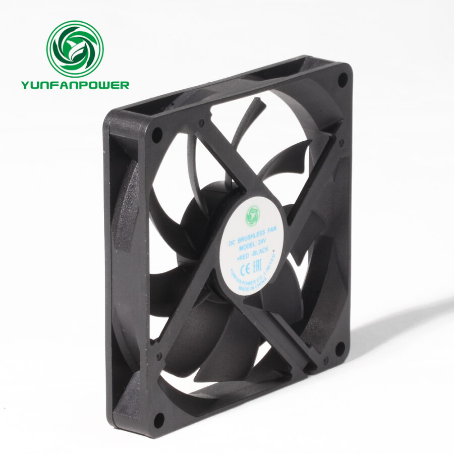 9015 VENTILADOR DE CC 90X15MM