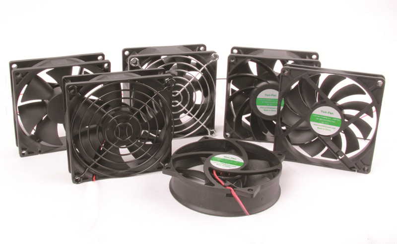 ¿En qué tipos de ventiladores de refrigeración se suelen dividir? 