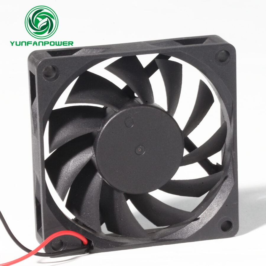 7015 VENTILADOR DE CC 70X15MM