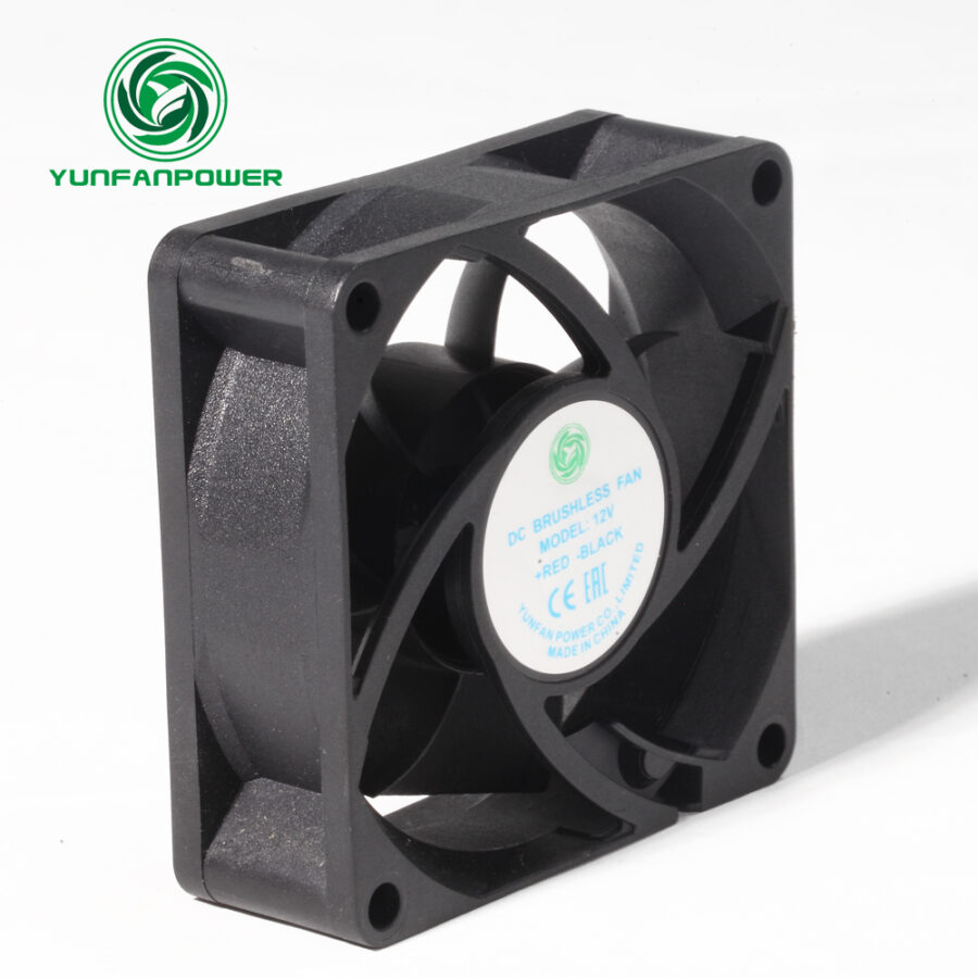 7025 VENTILADOR DE CC 70X25MM